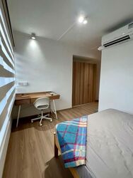 Lucky Plaza (D9), Apartment #566419691